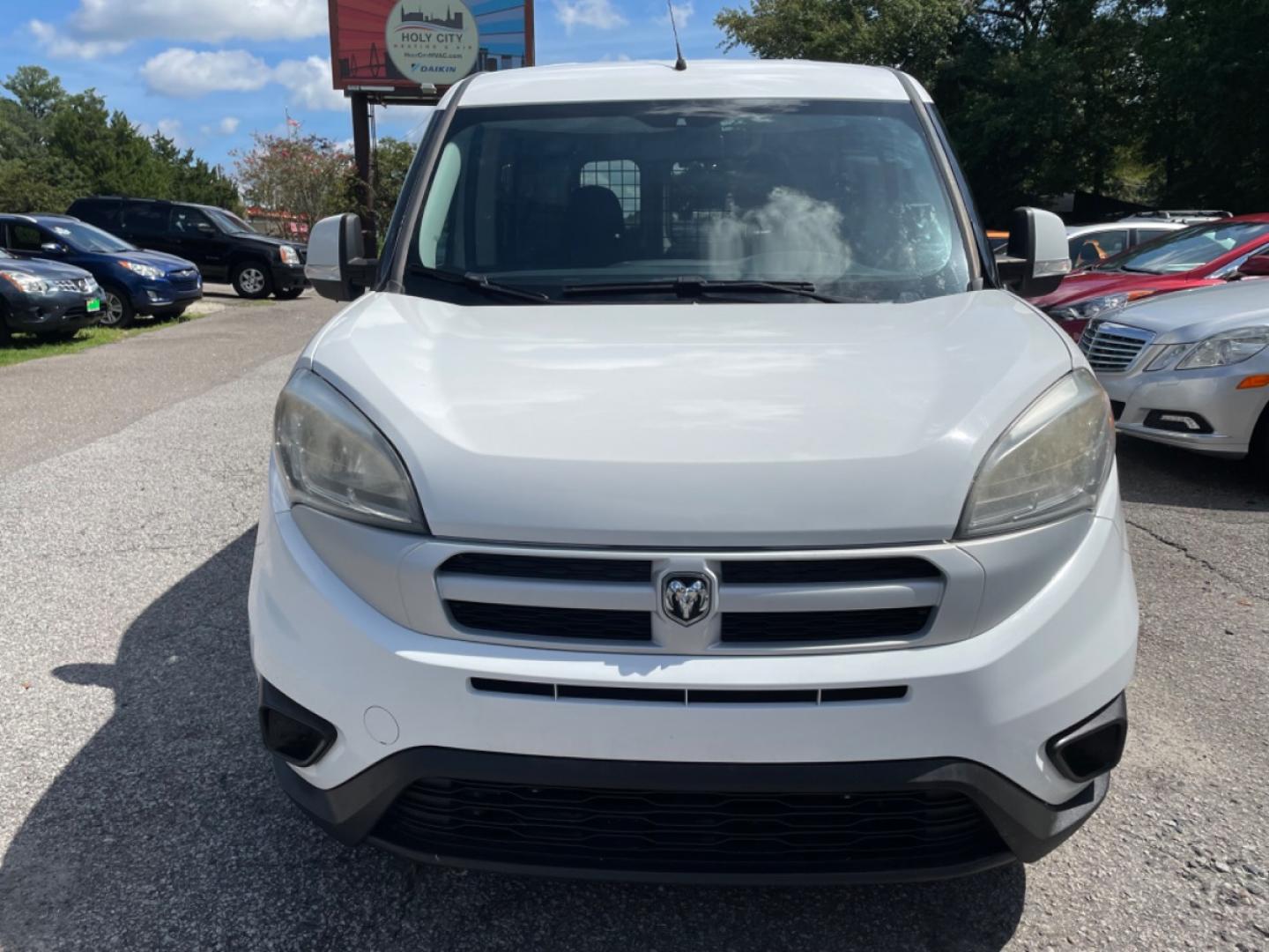 2017 WHITE RAM PROMASTER CITY SLT (ZFBERFBBXH6) with an 2.4L engine, Automatic transmission, located at 5103 Dorchester Rd., Charleston, SC, 29418-5607, (843) 767-1122, 36.245171, -115.228050 - Photo#1