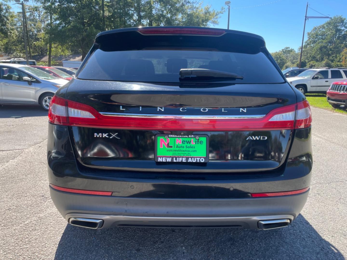 2016 BLACK LINCOLN MKX SELECT (2LMPJ8KR2GB) with an 3.7L engine, Automatic transmission, located at 5103 Dorchester Rd., Charleston, SC, 29418-5607, (843) 767-1122, 36.245171, -115.228050 - Photo#4