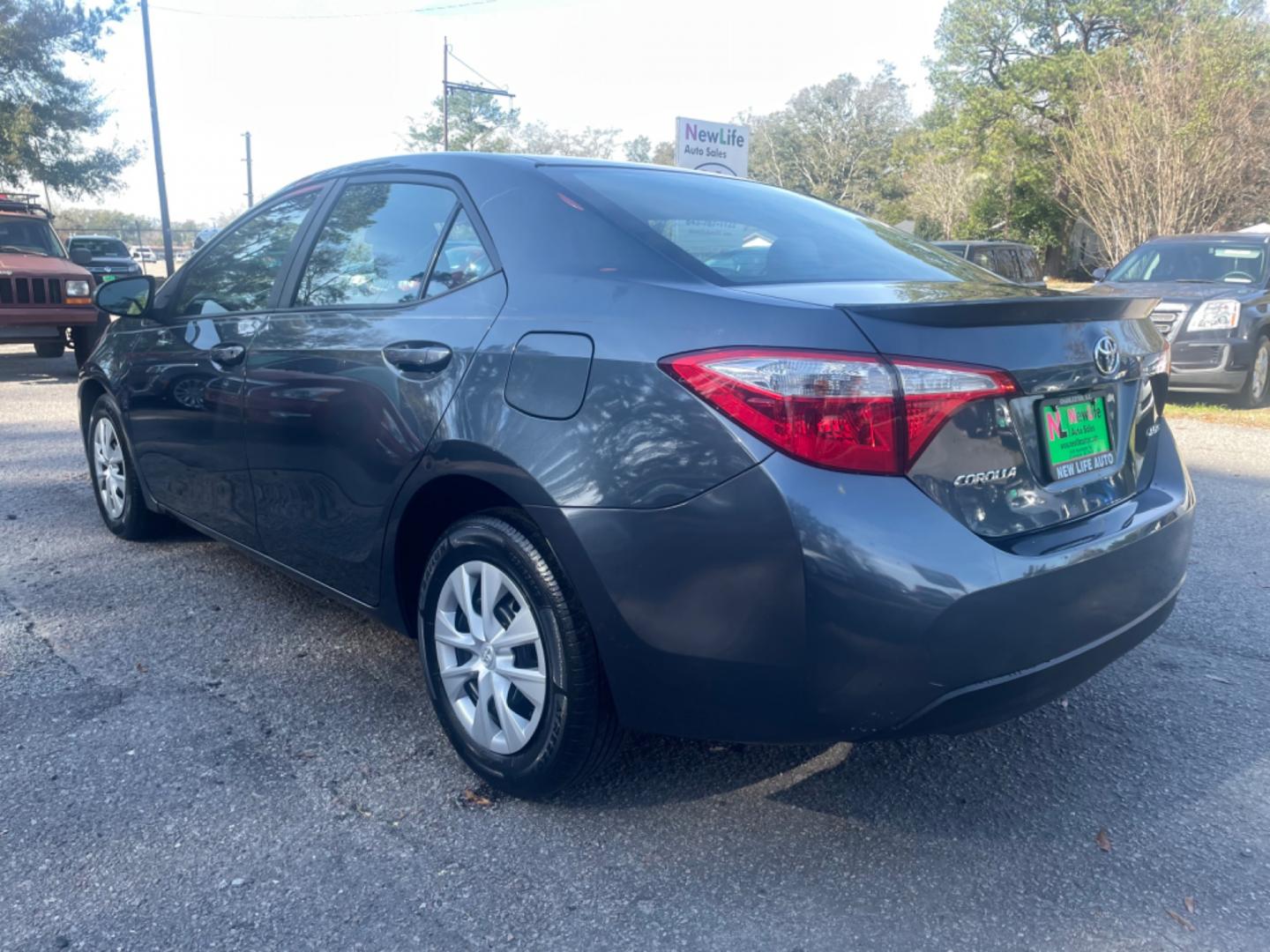 2015 GRAY TOYOTA COROLLA ECO (2T1BPRHE5FC) with an 1.8L engine, Continuously Variable transmission, located at 5103 Dorchester Rd., Charleston, SC, 29418-5607, (843) 767-1122, 36.245171, -115.228050 - Comfortable interior with CD/AUX/Bluetooth, Backup Camera, Power Windows, Powe Locks, Power Mirrors, Keyless Entry. Clean CarFax (no accidents reported!) 148k miles Located at New Life Auto Sales! 2023 WINNER for Post & Courier's Charleston's Choice Pre-owned Car Dealer AND 2018-2024 Top 5 Finalist - Photo#3