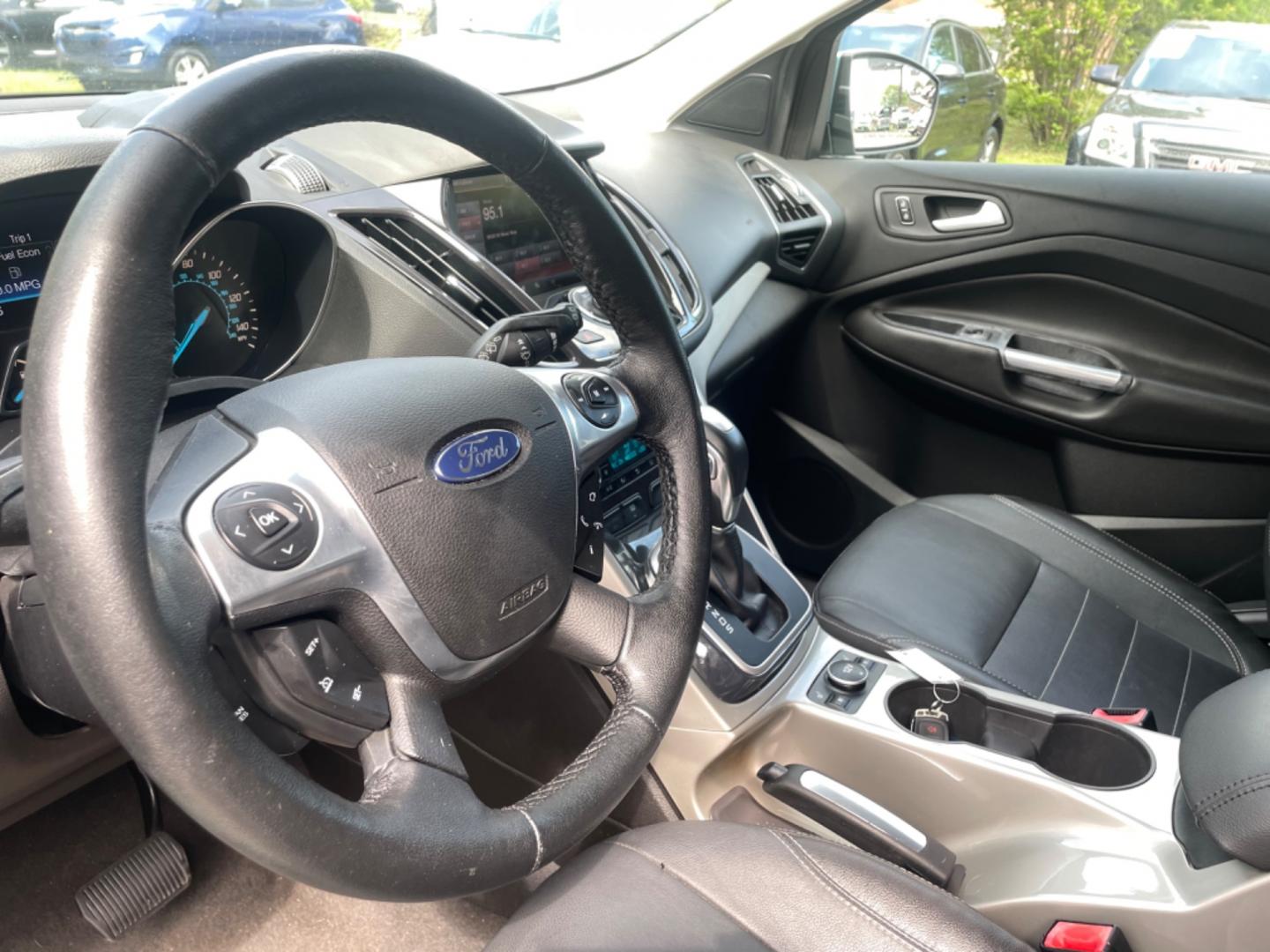 2013 BLUE FORD ESCAPE SEL (1FMCU9HX0DU) with an 1.6L engine, Automatic transmission, located at 5103 Dorchester Rd., Charleston, SC, 29418-5607, (843) 767-1122, 36.245171, -115.228050 - Clean CarFax (no accidents reported!) Clean interior with Leather, CD/USB/Sat/Bluetooth, Power Everything (windows, locks, seat, mirrors), Power Liftgate, Heated/Memory Seating, Push Button Start, Keyless Entry, Alloy Wheels. Certified One Owner!! Only 109k miles! Located at New Life Auto Sales! 2 - Photo#18