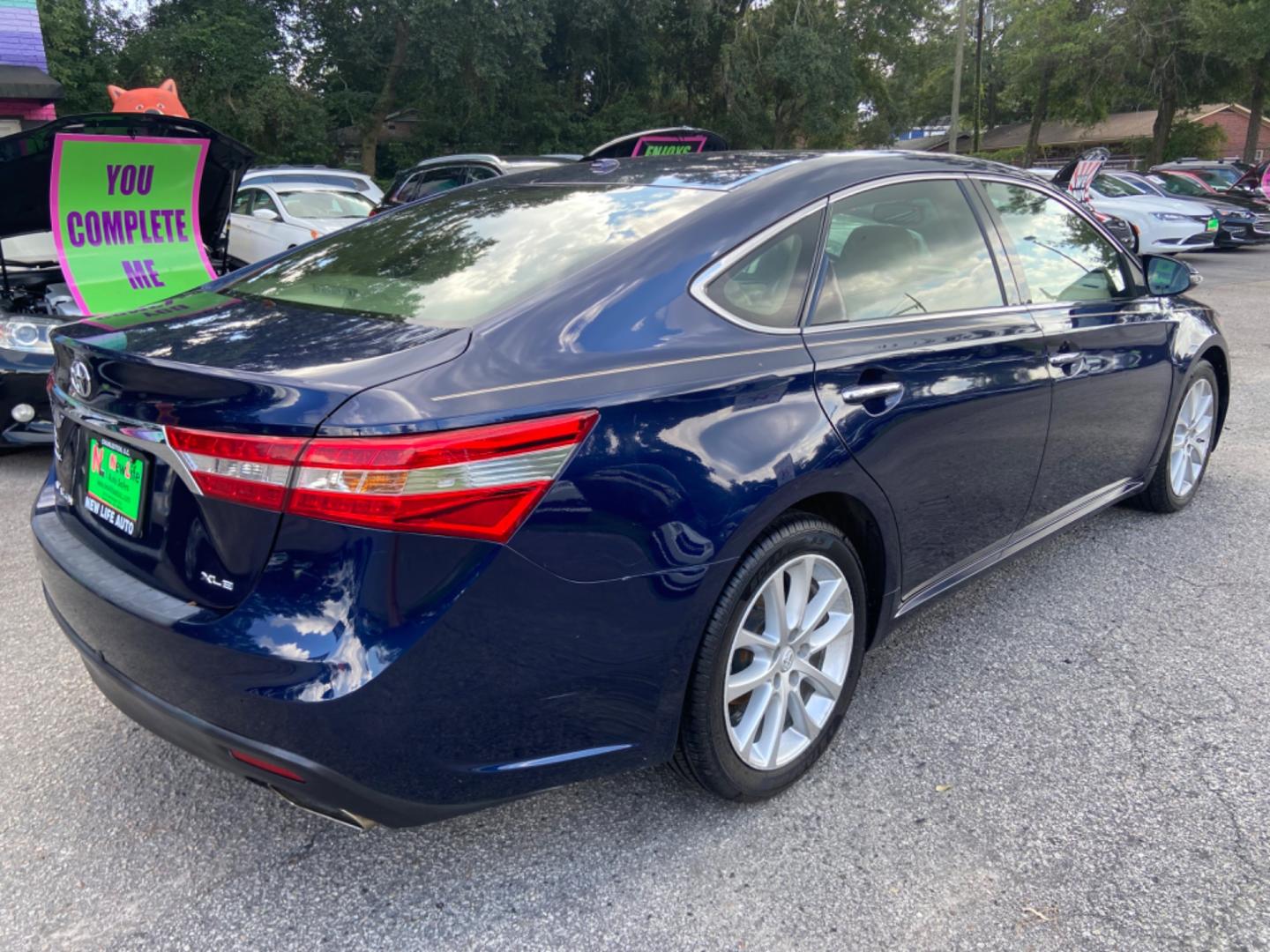 2013 BLUE TOYOTA AVALON BASE (4T1BK1EB3DU) with an 3.5L engine, Automatic transmission, located at 5103 Dorchester Rd., Charleston, SC, 29418-5607, (843) 767-1122, 36.245171, -115.228050 - Leather interior, Sunroof, Navigation, Backup Camera, CD/AUX/USB/Bluetooth, Dual Climate Control, Power Everything (windows, locks, seats, mirrors), Heated/Memory Seats, Push Button Start, Keyless Entry, Alloy Wheels. 124k miles Located at New Life Auto Sales! 2023 WINNER for Post & Courier's Charl - Photo#6