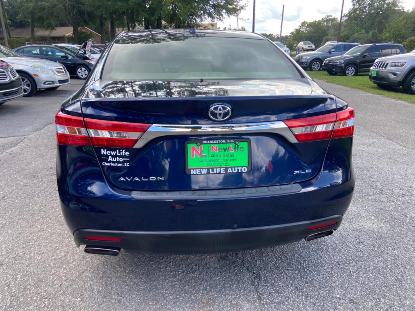 2013 BLUE TOYOTA AVALON BASE (4T1BK1EB3DU) with an 3.5L engine, Automatic transmission, located at 5103 Dorchester Rd., Charleston, SC, 29418-5607, (843) 767-1122, 36.245171, -115.228050 - Leather interior, Sunroof, Navigation, Backup Camera, CD/AUX/USB/Bluetooth, Dual Climate Control, Power Everything (windows, locks, seats, mirrors), Heated/Memory Seats, Push Button Start, Keyless Entry, Alloy Wheels. 124k miles Located at New Life Auto Sales! 2023 WINNER for Post & Courier's Charl - Photo#5