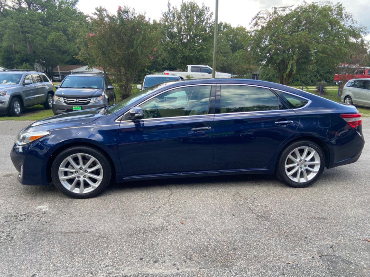 2013 BLUE TOYOTA AVALON BASE (4T1BK1EB3DU) with an 3.5L engine, Automatic transmission, located at 5103 Dorchester Rd., Charleston, SC, 29418-5607, (843) 767-1122, 36.245171, -115.228050 - Leather interior, Sunroof, Navigation, Backup Camera, CD/AUX/USB/Bluetooth, Dual Climate Control, Power Everything (windows, locks, seats, mirrors), Heated/Memory Seats, Push Button Start, Keyless Entry, Alloy Wheels. 124k miles Located at New Life Auto Sales! 2023 WINNER for Post & Courier's Charl - Photo#3