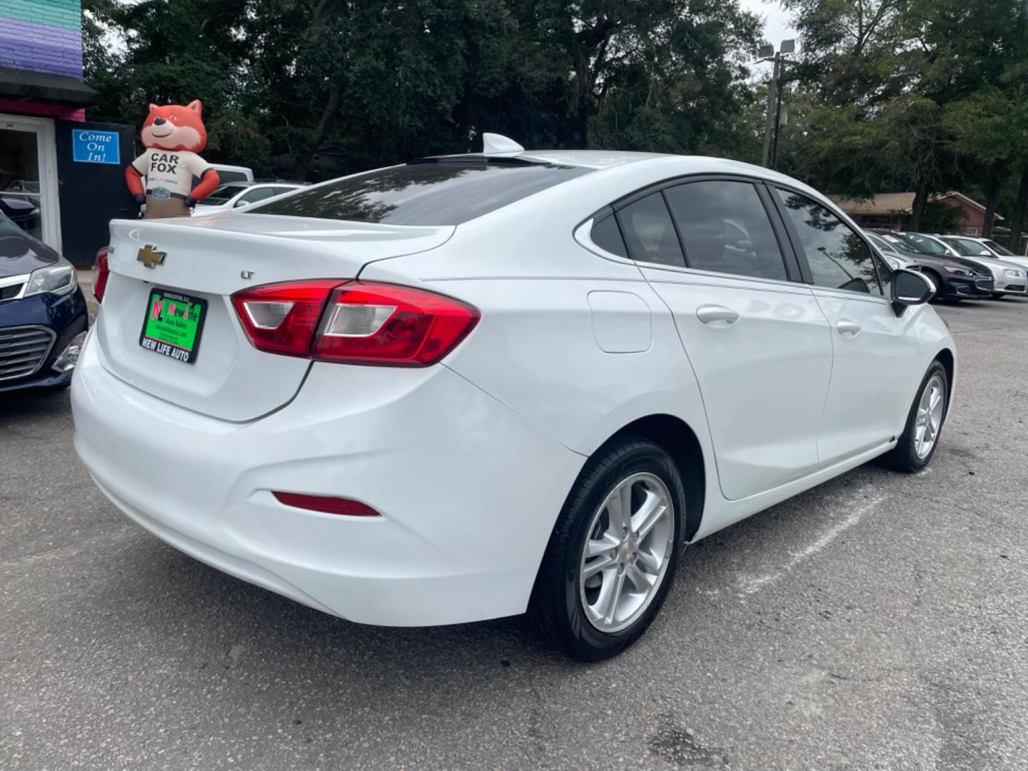 2018 WHITE CHEVROLET CRUZE LT (1G1BE5SM7J7) with an 1.4L engine, Automatic transmission, located at 5103 Dorchester Rd., Charleston, SC, 29418-5607, (843) 767-1122, 36.245171, -115.228050 - Sporty interior with Radio/AUX/USB/Sat/Bluetooth, OnStar, Power Everything (windows, locks, seat, mirrors), Heated Seats, Keyless Entry, Alloy Wheels. 118k miles Located at New Life Auto Sales! 2023 WINNER for Post & Courier's Charleston's Choice Pre-owned Car Dealer AND 2018-2024 Top 5 Finalist fo - Photo#6