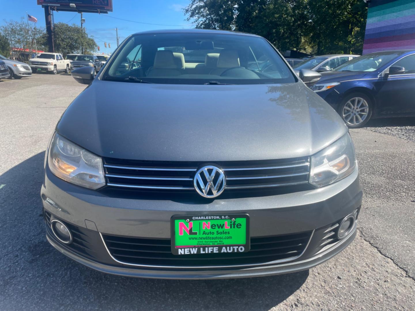 2012 GRAY VOLKSWAGEN EOS KOMFORT (WVWBW7AH9CV) with an 2.0L engine, Automatic transmission, located at 5103 Dorchester Rd., Charleston, SC, 29418-5607, (843) 767-1122, 36.245171, -115.228050 - Local Trade-in with Leather, Power Sunroof & Convertible Top, CD/AUX/Sat/Bluetooth, Dual Climate, Power Everything (windows, locks, seats, mirrors), Keyless Entry, Alloy Wheels. Clean CarFax (no accidents reported!) 110k miles Located at New Life Auto Sales! 2023 WINNER for Post & Courier's Charles - Photo#14