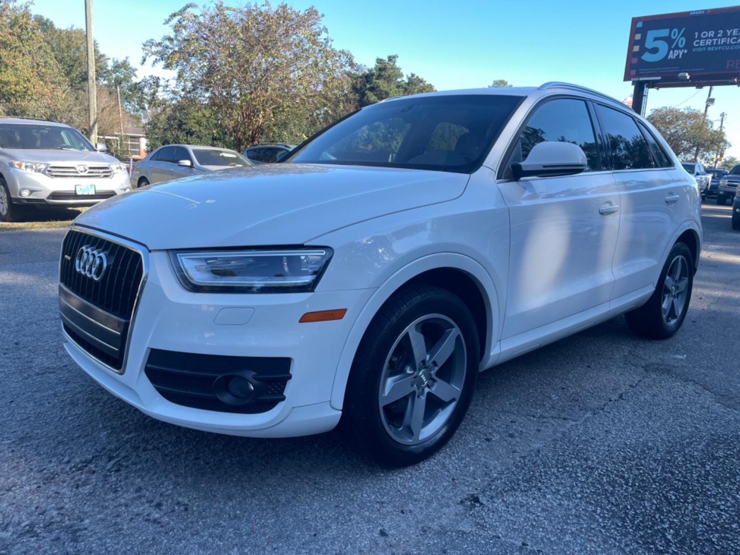 2015 WHITE AUDI Q3 PRESTIGE (WA1GFCFSXFR) with an 2.0L engine, Automatic transmission, located at 5103 Dorchester Rd., Charleston, SC, 29418-5607, (843) 767-1122, 36.245171, -115.228050 - Photo#2