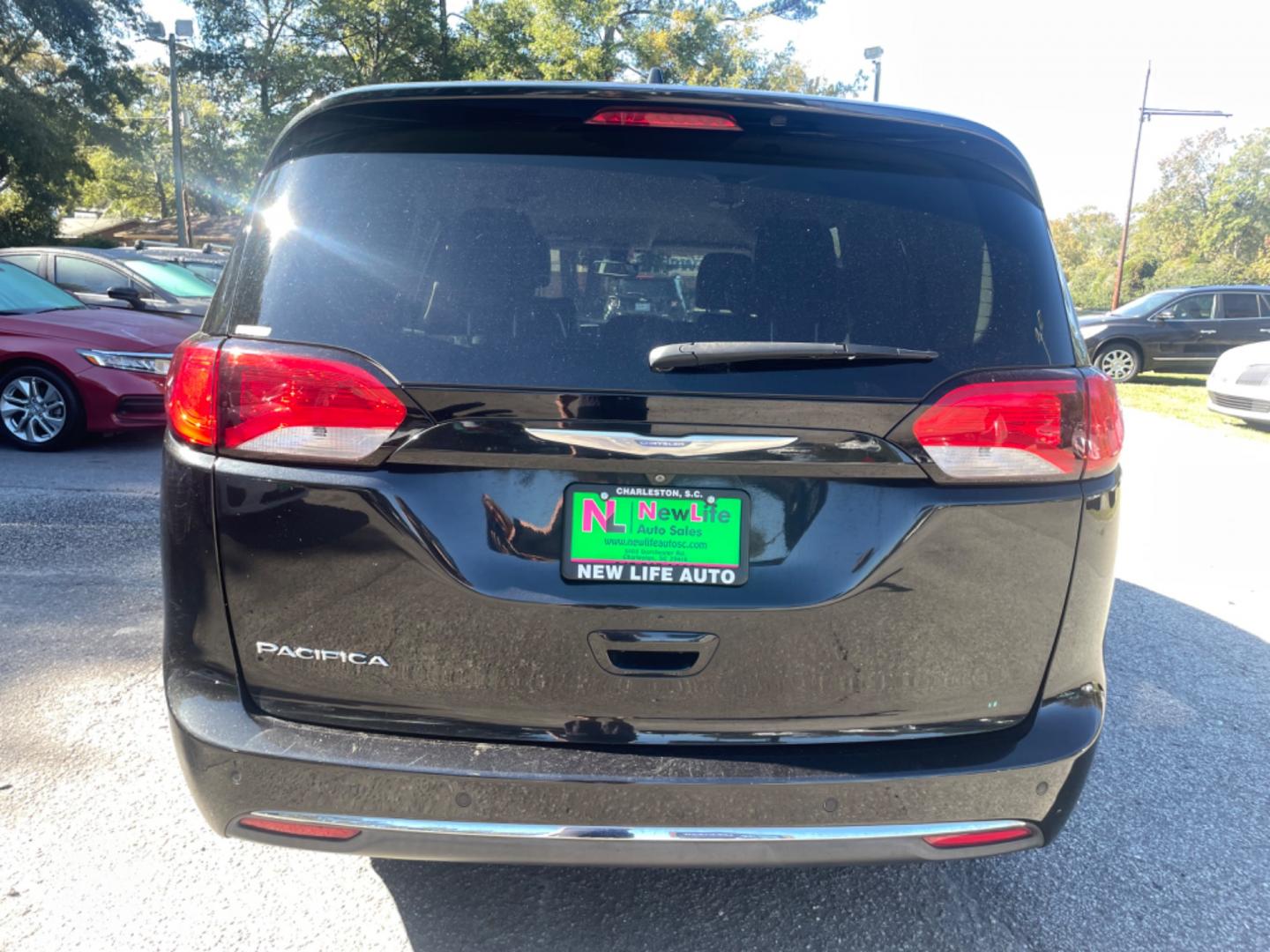 2017 BLACK CHRYSLER PACIFICA TOURING L (2C4RC1BG5HR) with an 3.6L engine, Automatic transmission, located at 5103 Dorchester Rd., Charleston, SC, 29418-5607, (843) 767-1122, 36.245171, -115.228050 - Photo#5