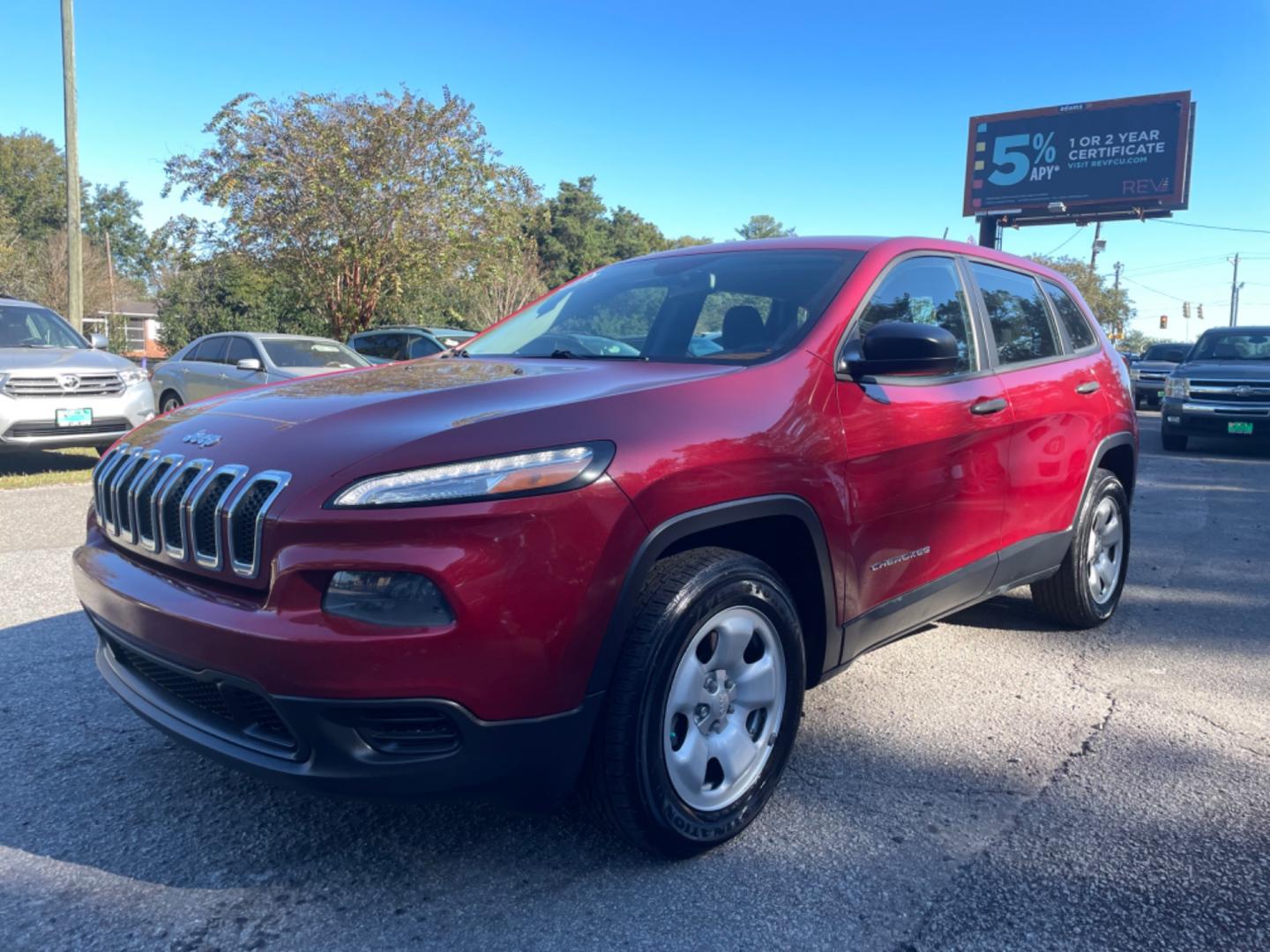 2014 RED JEEP CHEROKEE SPORT (1C4PJMAB6EW) with an 2.4L engine, Automatic transmission, located at 5103 Dorchester Rd., Charleston, SC, 29418-5607, (843) 767-1122, 36.245171, -115.228050 - Photo#2