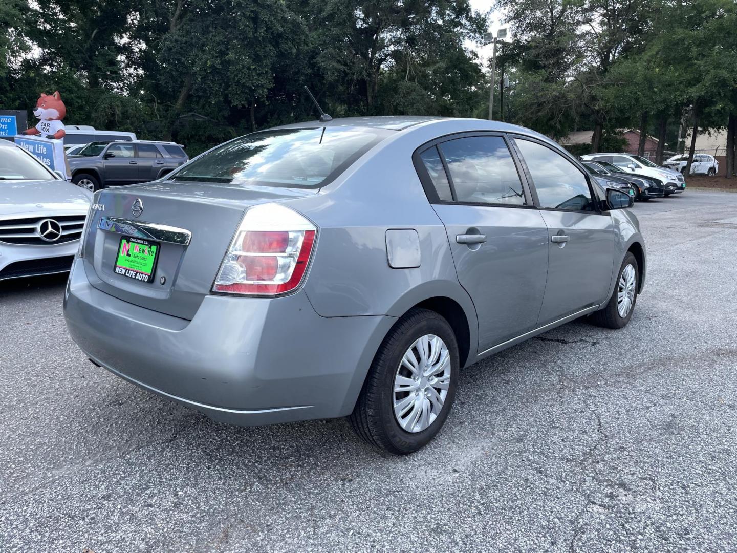 2010 SILVER NISSAN SENTRA 2.0 (3N1AB6AP9AL) with an 2.0L engine, Automatic transmission, located at 5103 Dorchester Rd., Charleston, SC, 29418-5607, (843) 767-1122, 36.245171, -115.228050 - Photo#7