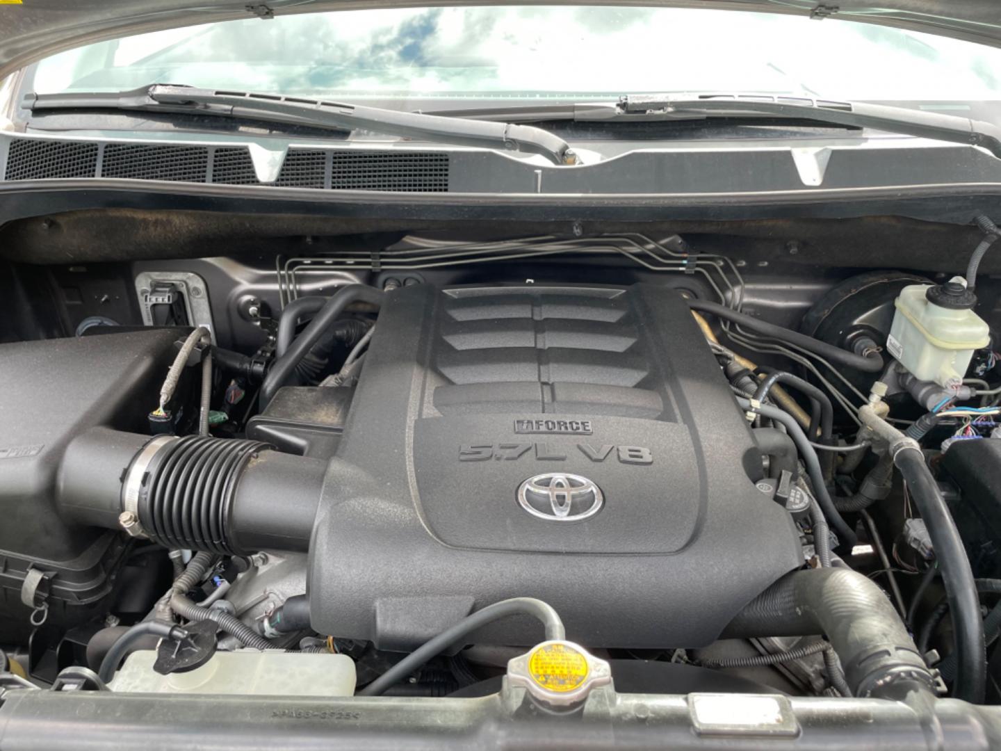 2011 GRAY TOYOTA TUNDRA LIMITED (5TFFY5F1XBX) with an 5.7L engine, Automatic transmission, located at 5103 Dorchester Rd., Charleston, SC, 29418-5607, (843) 767-1122, 36.245171, -115.228050 - Photo#22