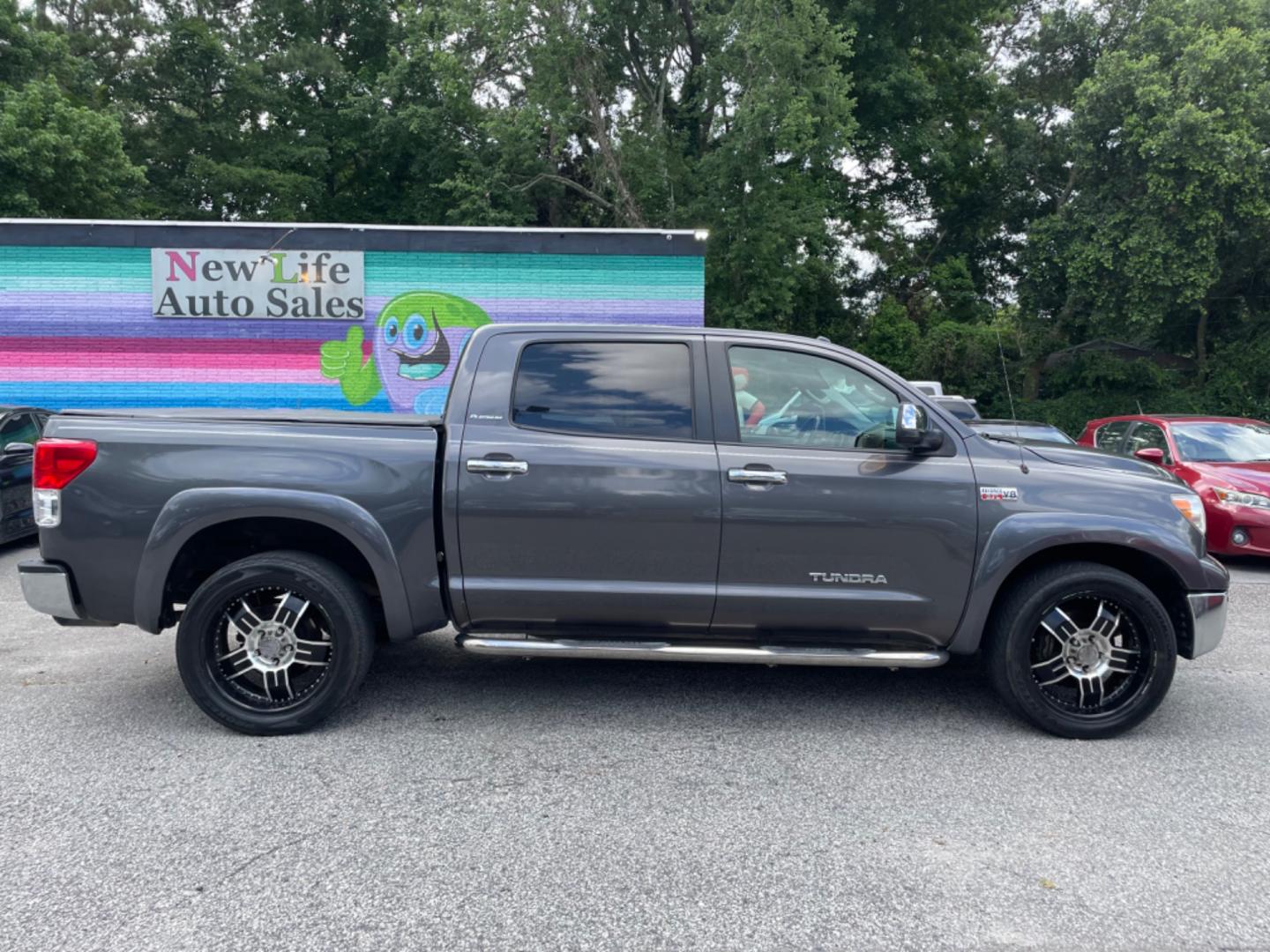 2011 GRAY TOYOTA TUNDRA LIMITED (5TFFY5F1XBX) with an 5.7L engine, Automatic transmission, located at 5103 Dorchester Rd., Charleston, SC, 29418-5607, (843) 767-1122, 36.245171, -115.228050 - Photo#7