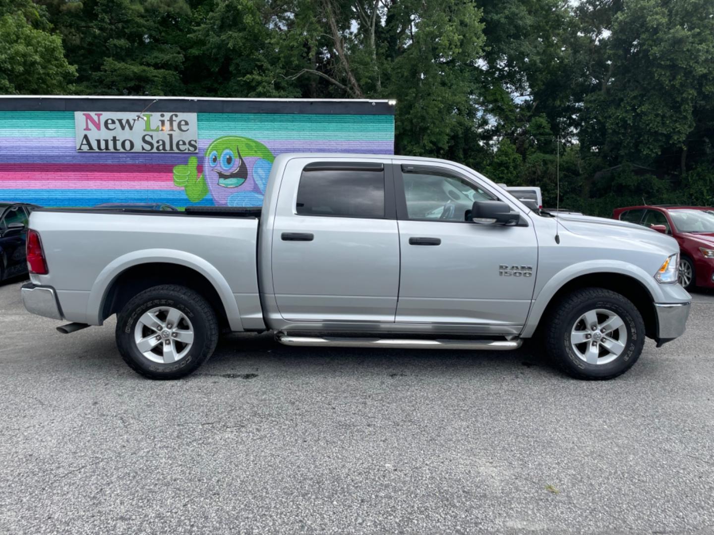 2014 SILVER RAM 1500 SLT (1C6RR7LG3ES) with an 3.6L engine, Automatic transmission, located at 5103 Dorchester Rd., Charleston, SC, 29418-5607, (843) 767-1122, 36.245171, -115.228050 - Local Trade-in with Navigation, Backup Camera, AUX/Bluetooth, Power Everything (windows, locks, seats, mirrors), Power Sliding Rear Window, Keyless Entry, Running Boards, Tool Box, Bed Liner, Tow Package. 114k miles Located at New Life Auto Sales! 2023 WINNER for Post & Courier's Charleston's Choic - Photo#7