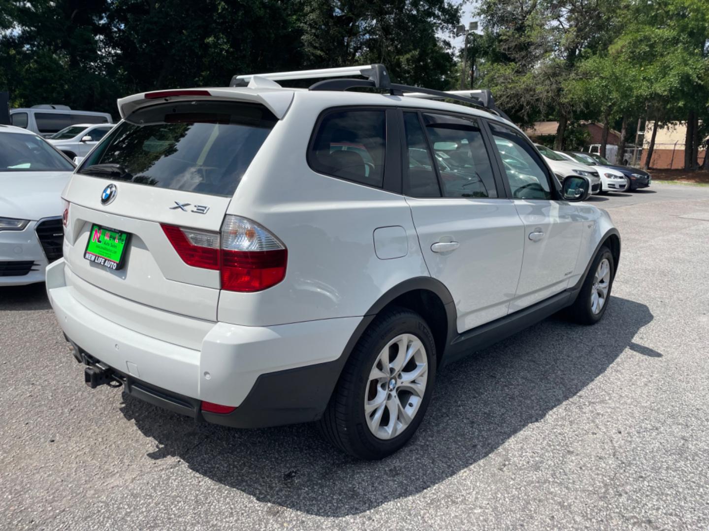 2010 WHITE BMW X3 XDRIVE30I (WBXPC9C4XAW) with an 3.0L engine, Automatic transmission, located at 5103 Dorchester Rd., Charleston, SC, 29418-5607, (843) 767-1122, 36.245171, -115.228050 - Sporty Interior with Leather, Panoramic Sunroof, CD/AM/FM, Power Everything (windows, locks, seats, mirrors), Heated Front & Rear Seats, Heated Steering Wheel, All-weather Mats, Keyless Entry, Roof Rack, Alloy Wheels. Clean CarFax (no accidents reported!) 116k miles Located at New Life Auto Sales! - Photo#6