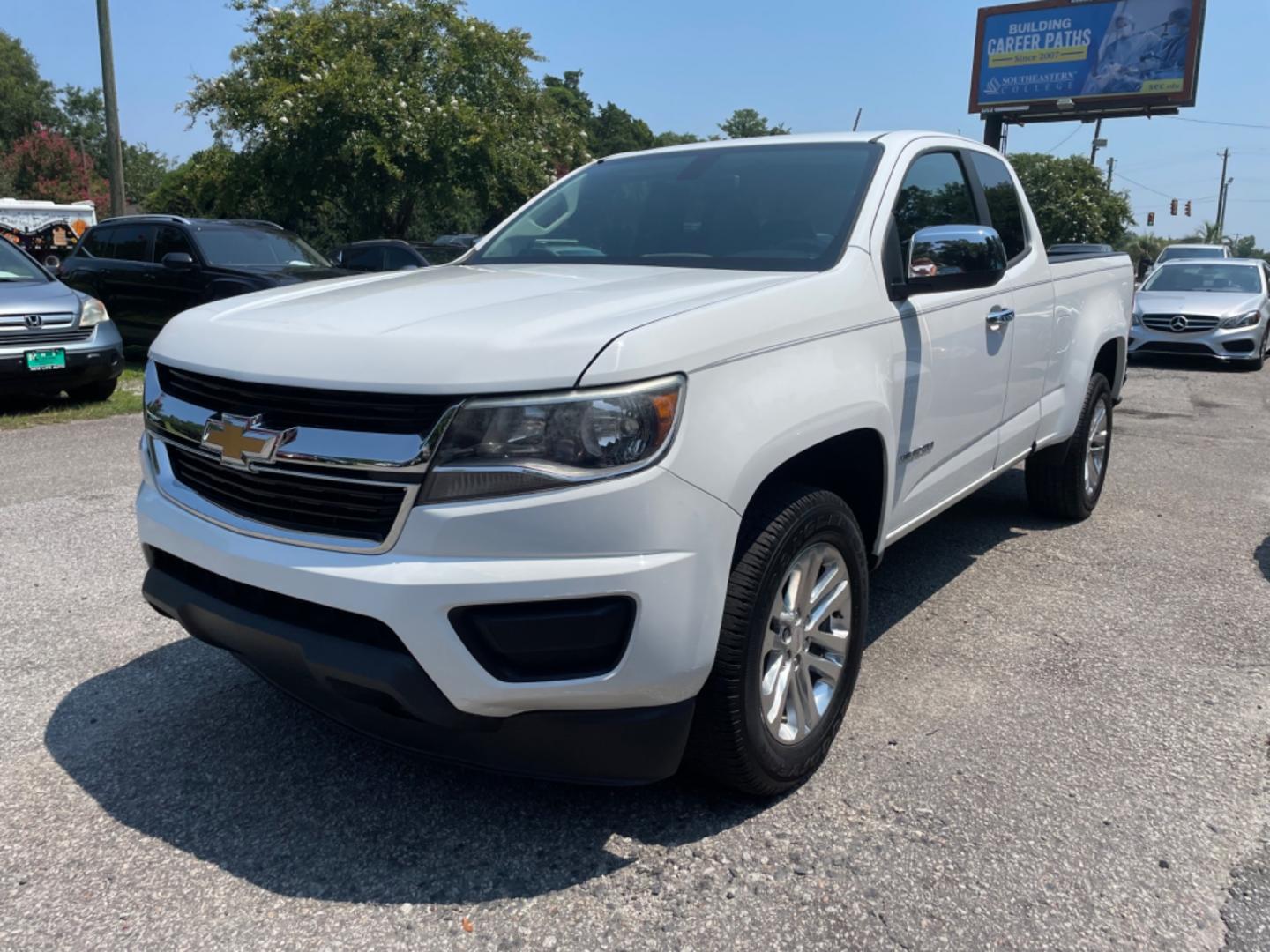 2016 WHITE CHEVROLET COLORADO WORK TRUCK (1GCHSBEA0G1) with an 2.5L engine, Automatic transmission, located at 5103 Dorchester Rd., Charleston, SC, 29418-5607, (843) 767-1122, 36.245171, -115.228050 - Photo#2