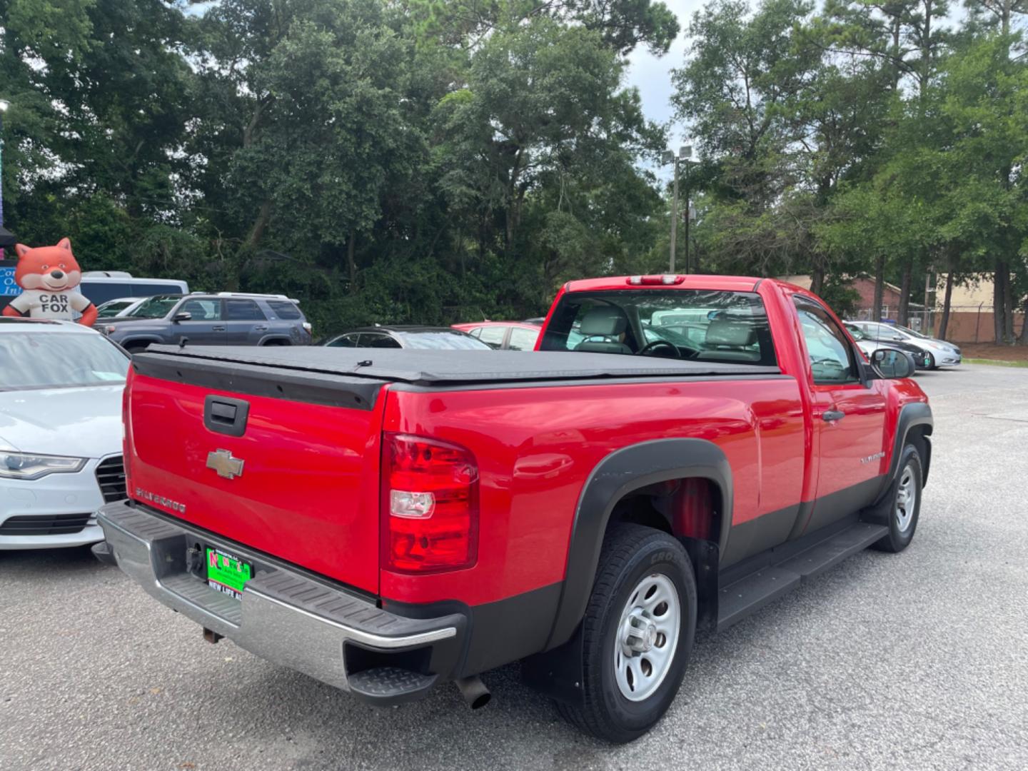 2009 RED CHEVROLET SILVERADO 1500 WORK TRUCK (1GCEC14X89Z) with an 4.3L engine, Automatic transmission, located at 5103 Dorchester Rd., Charleston, SC, 29418-5607, (843) 767-1122, 36.245171, -115.228050 - Certified One Owner Vehicle with Easy Clean Vinyl Interior, CD/AUX/USB, Running Boards, Long Bed with Bed Liner, Bed Cover, Tow Package. Local Trade-in!! 162k miles Located at New Life Auto Sales! 2023 WINNER for Post & Courier's Charleston's Choice Pre-owned Car Dealer AND 2018-2024 Top 5 Finalist - Photo#5