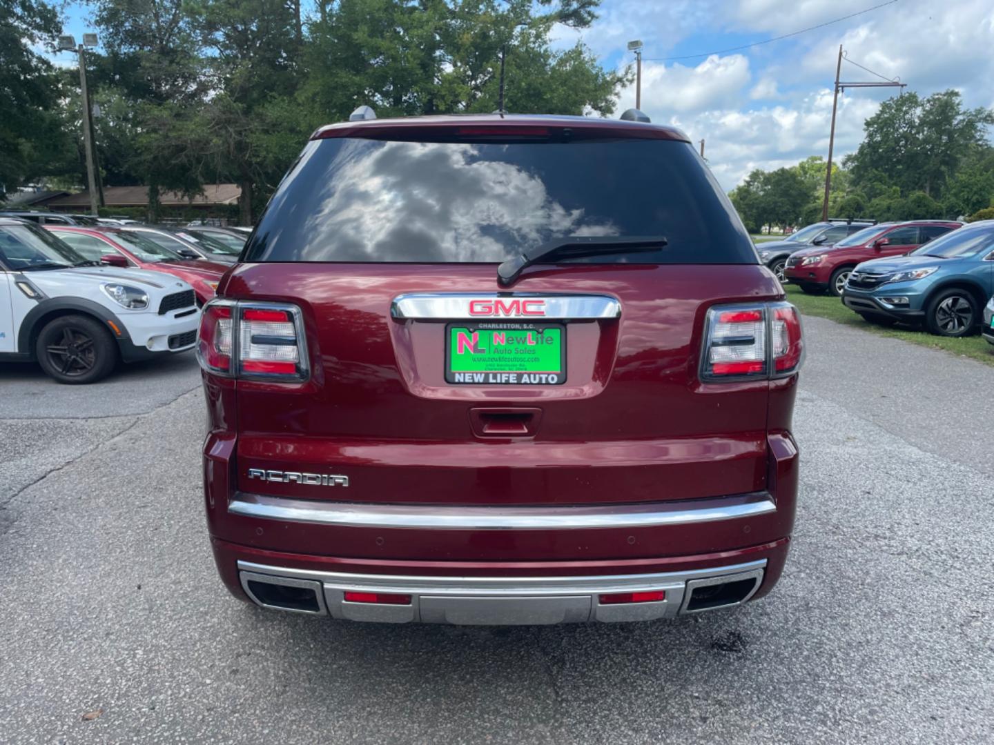 2016 RED GMC ACADIA DENALI (1GKKRTKD5GJ) with an 3.6L engine, Automatic transmission, located at 5103 Dorchester Rd., Charleston, SC, 29418-5607, (843) 767-1122, 36.245171, -115.228050 - Photo#5