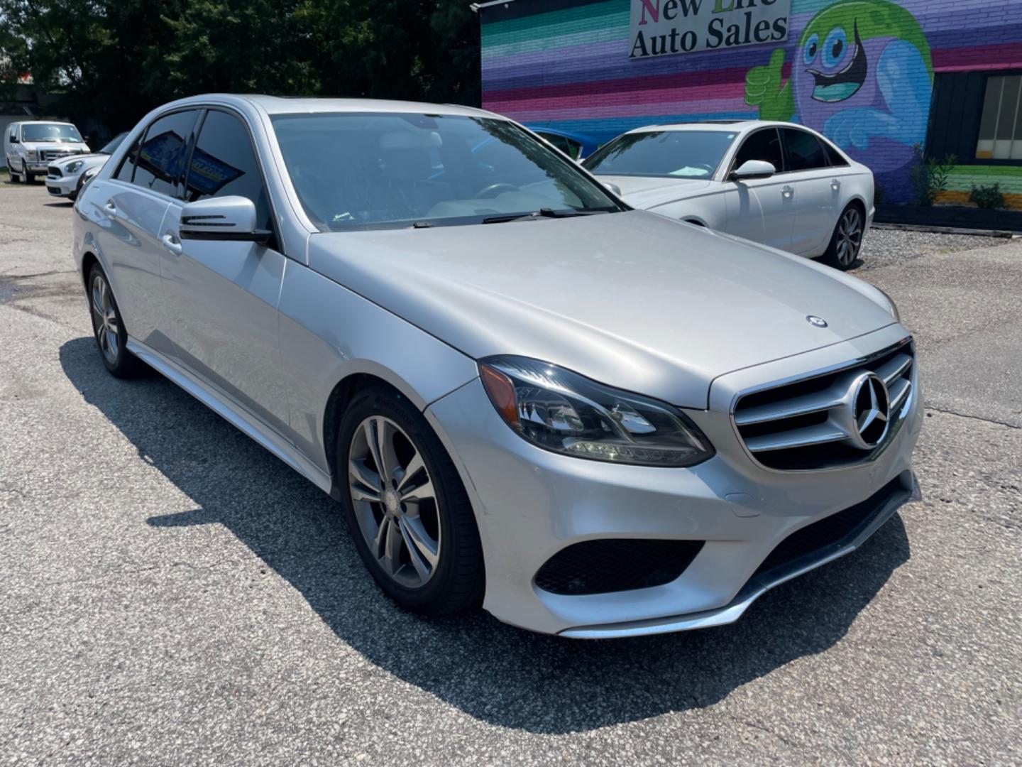 2016 SILVER MERCEDES-BENZ E-CLASS E 350 (WDDHF5KB7GB) with an 3.5L engine, Automatic transmission, located at 5103 Dorchester Rd., Charleston, SC, 29418-5607, (843) 767-1122, 36.245171, -115.228050 - Photo#0