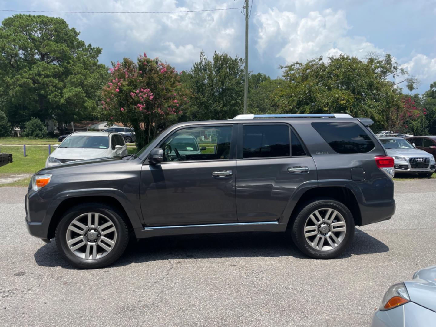 2013 GRAY TOYOTA 4RUNNER SR5 (JTEZU5JR3D5) with an 4.0L engine, Automatic transmission, located at 5103 Dorchester Rd., Charleston, SC, 29418-5607, (843) 767-1122, 36.245171, -115.228050 - Photo#3