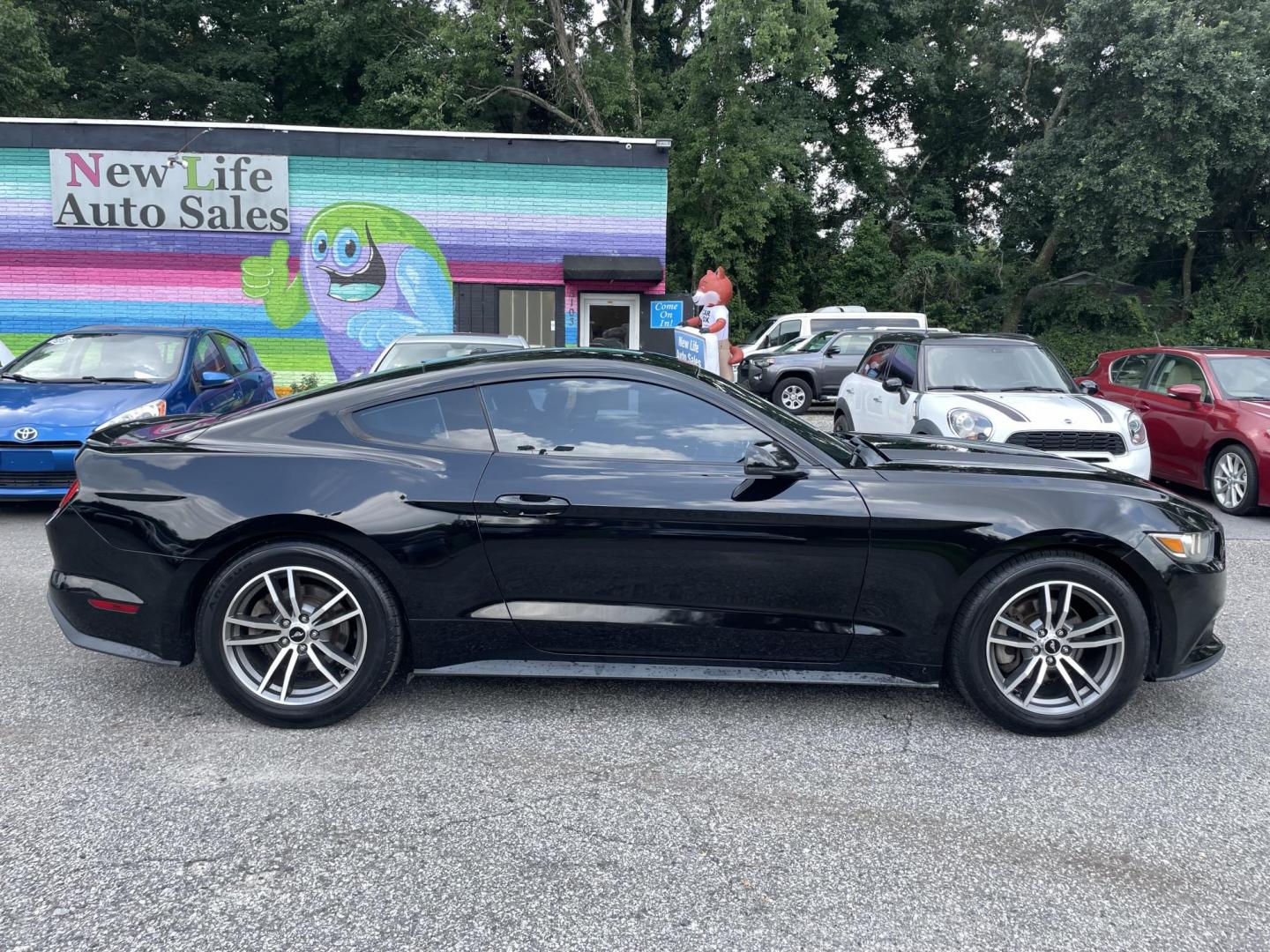 2015 BLACK FORD MUSTANG ECOBOOST (1FA6P8TH3F5) with an 2.3L engine, Automatic transmission, located at 5103 Dorchester Rd., Charleston, SC, 29418-5607, (843) 767-1122, 36.245171, -115.228050 - Leather, Navigation, Back-up Camera, CD/AUX/Sat/Bluetooth, Dual Climate, Power Everything (windows, locks, seats, mirrors), Heated/Cooled/Memory Seating, Keyless Entry, Push Button Start, Alloy Wheels. 125k miles Located at New Life Auto Sales! 2023 WINNER for Post & Courier's Charleston's Choice P - Photo#7