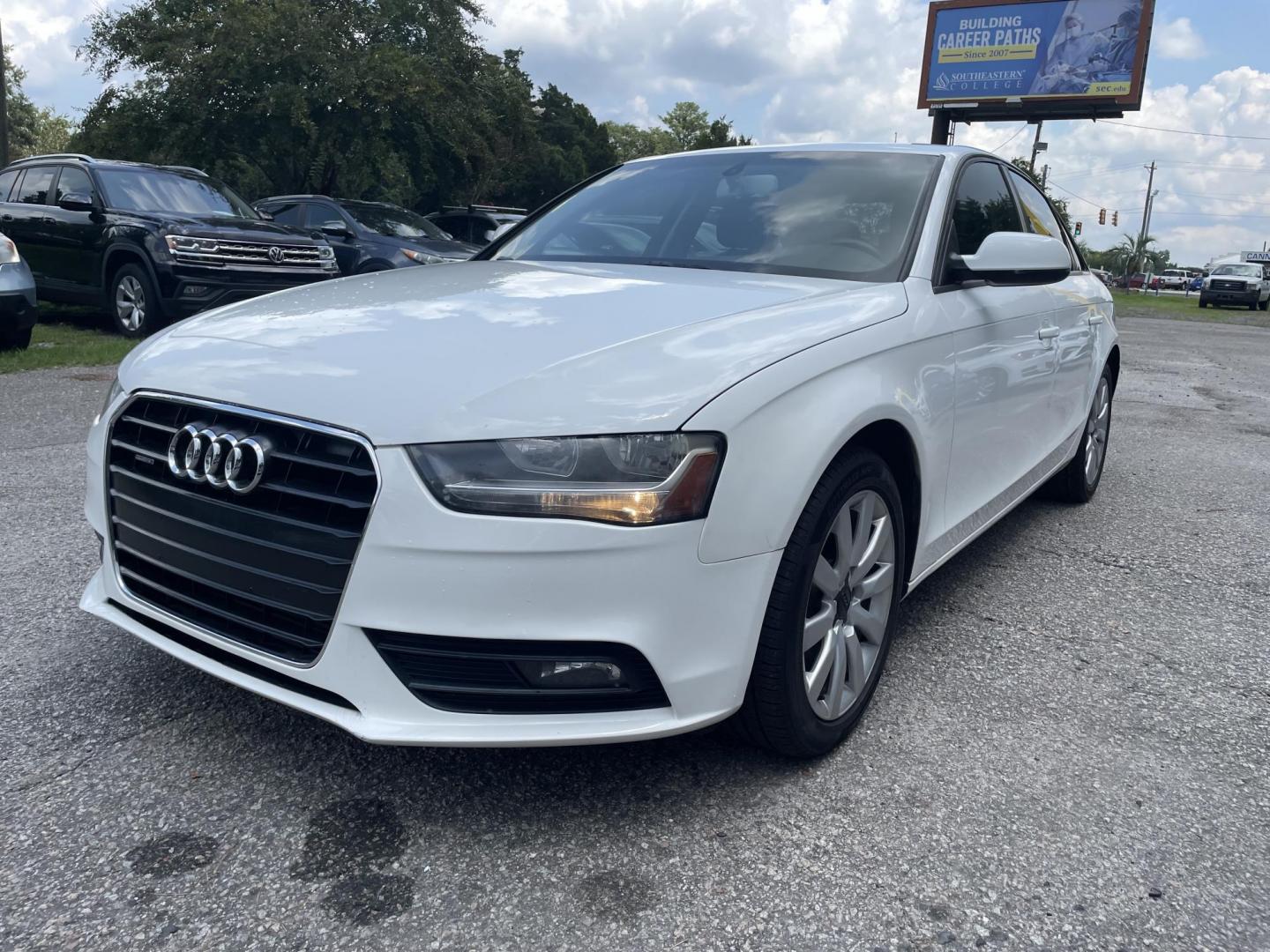 2013 AUDI A4 2.0T QUATTRO PREMIUM (WAUBFAFL5DN) with an 2.0L engine, Automatic transmission, located at 5103 Dorchester Rd., Charleston, SC, 29418-5607, (843) 767-1122, 36.245171, -115.228050 - Leather, Sunroof, CD/AUX/Sat/Bluetooth, Dual Climate Control, Power Everything (windows, locks, seats, mirrors), Keyless Entry, Alloy Wheels. 134k miles Located at New Life Auto Sales! 2023 WINNER for Post & Courier's Charleston's Choice Pre-owned Car Dealer AND 2018-2024 Top 5 Finalist for Charles - Photo#2