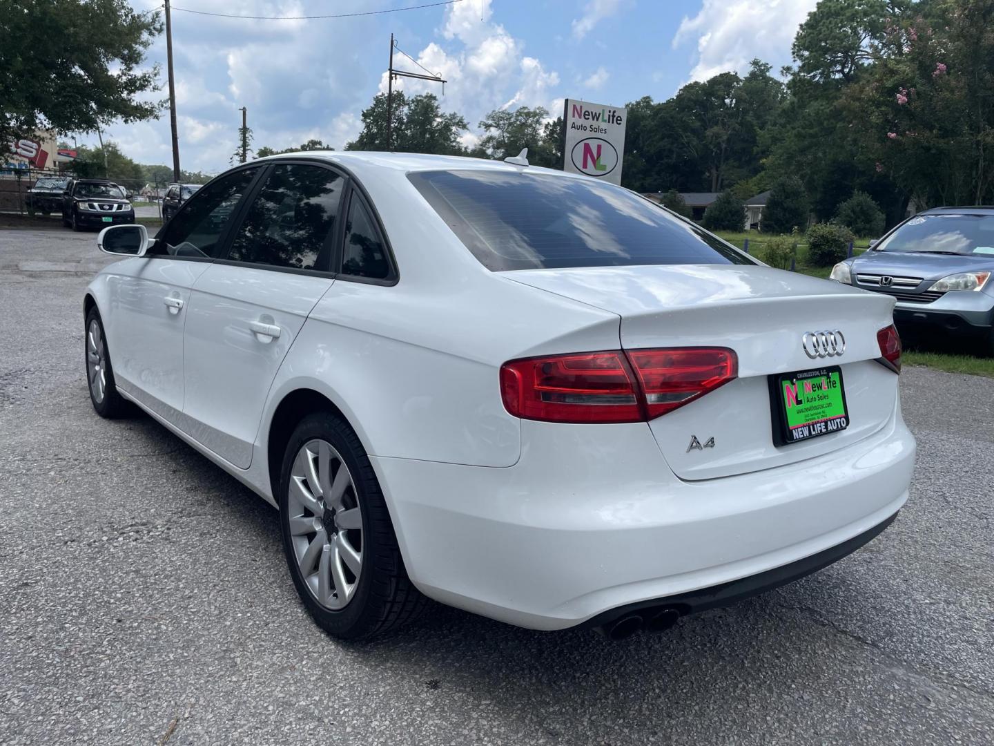 2013 AUDI A4 2.0T QUATTRO PREMIUM (WAUBFAFL5DN) with an 2.0L engine, Automatic transmission, located at 5103 Dorchester Rd., Charleston, SC, 29418-5607, (843) 767-1122, 36.245171, -115.228050 - Leather, Sunroof, CD/AUX/Sat/Bluetooth, Dual Climate Control, Power Everything (windows, locks, seats, mirrors), Keyless Entry, Alloy Wheels. 134k miles Located at New Life Auto Sales! 2023 WINNER for Post & Courier's Charleston's Choice Pre-owned Car Dealer AND 2018-2024 Top 5 Finalist for Charles - Photo#4