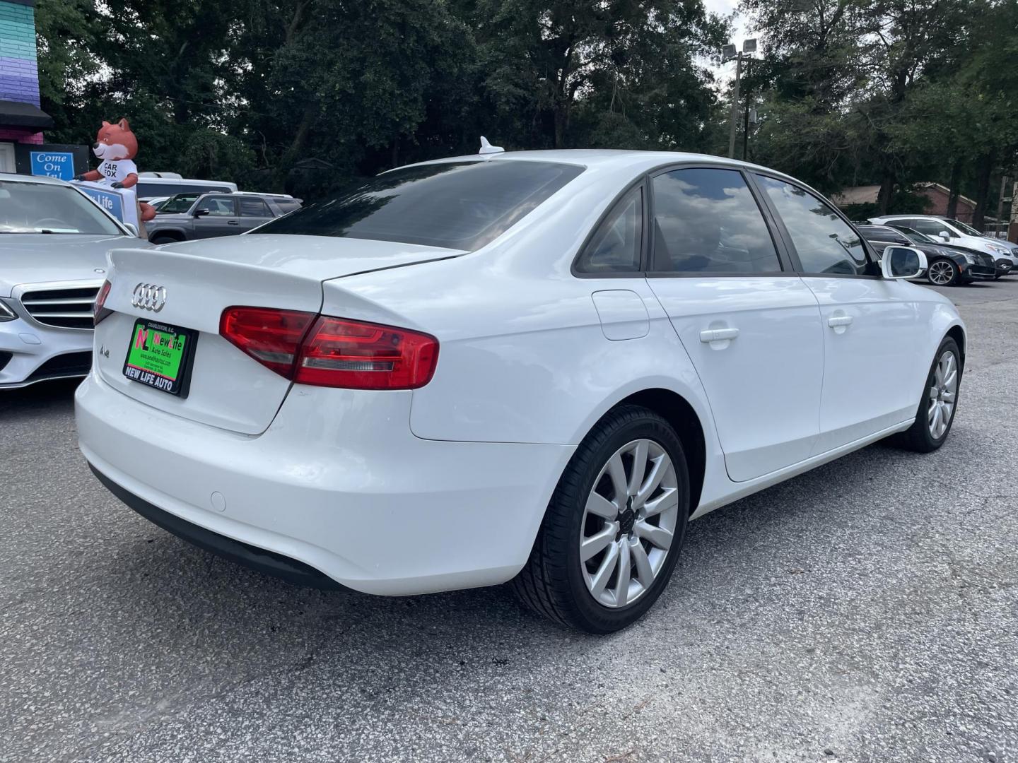 2013 AUDI A4 2.0T QUATTRO PREMIUM (WAUBFAFL5DN) with an 2.0L engine, Automatic transmission, located at 5103 Dorchester Rd., Charleston, SC, 29418-5607, (843) 767-1122, 36.245171, -115.228050 - Leather, Sunroof, CD/AUX/Sat/Bluetooth, Dual Climate Control, Power Everything (windows, locks, seats, mirrors), Keyless Entry, Alloy Wheels. 134k miles Located at New Life Auto Sales! 2023 WINNER for Post & Courier's Charleston's Choice Pre-owned Car Dealer AND 2018-2024 Top 5 Finalist for Charles - Photo#6