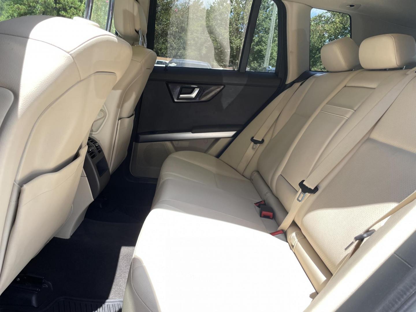 2014 GRAY MERCEDES-BENZ GLK250 (WDCGG0EB0E1) , Automatic transmission, located at 5103 Dorchester Rd., Charleston, SC, 29418-5607, (843) 767-1122, 36.245171, -115.228050 - Leather, Double sunroof, Navigation, Backup Camera, Hands-free Phone, CD/AM/FM, Dual Climate Control, Power Everything (windows, locks, seats, mirrors), Memory/Heated Seats, Power Liftgate, Keyless Entry, All-weather Mats, Alloy Wheels. 158k miles Located at New Life Auto Sales! 2023 WINNER for Pos - Photo#15