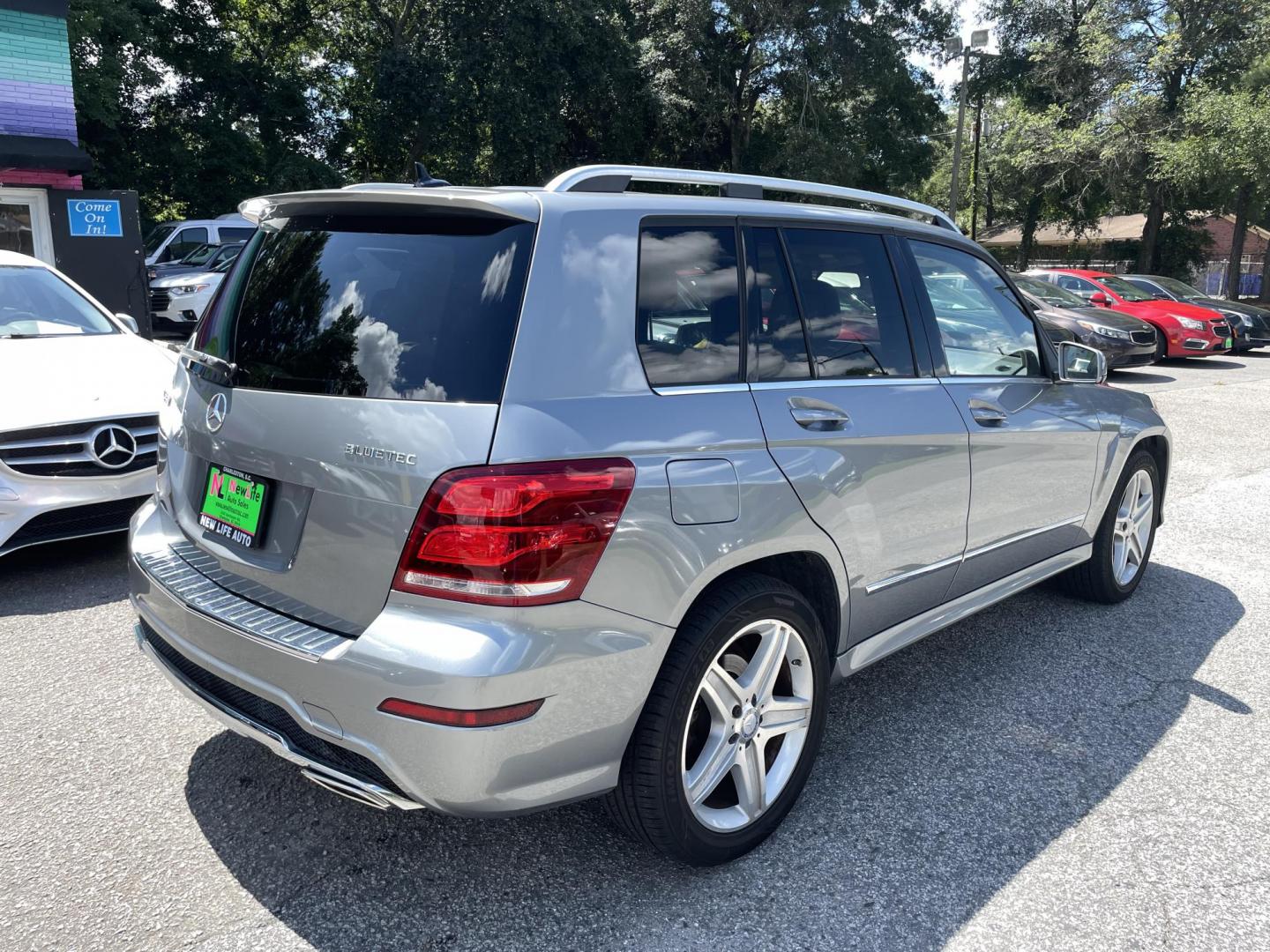 2014 GRAY MERCEDES-BENZ GLK250 (WDCGG0EB0EG) , Automatic transmission, located at 5103 Dorchester Rd., Charleston, SC, 29418-5607, (843) 767-1122, 36.245171, -115.228050 - Leather, Double sunroof, Navigation, Backup Camera, Hands-free Phone, CD/AM/FM, Dual Climate Control, Power Everything (windows, locks, seats, mirrors), Memory/Heated Seats, Power Liftgate, Keyless Entry, All-weather Mats, Alloy Wheels. 158k miles Located at New Life Auto Sales! 2023 WINNER for Pos - Photo#10