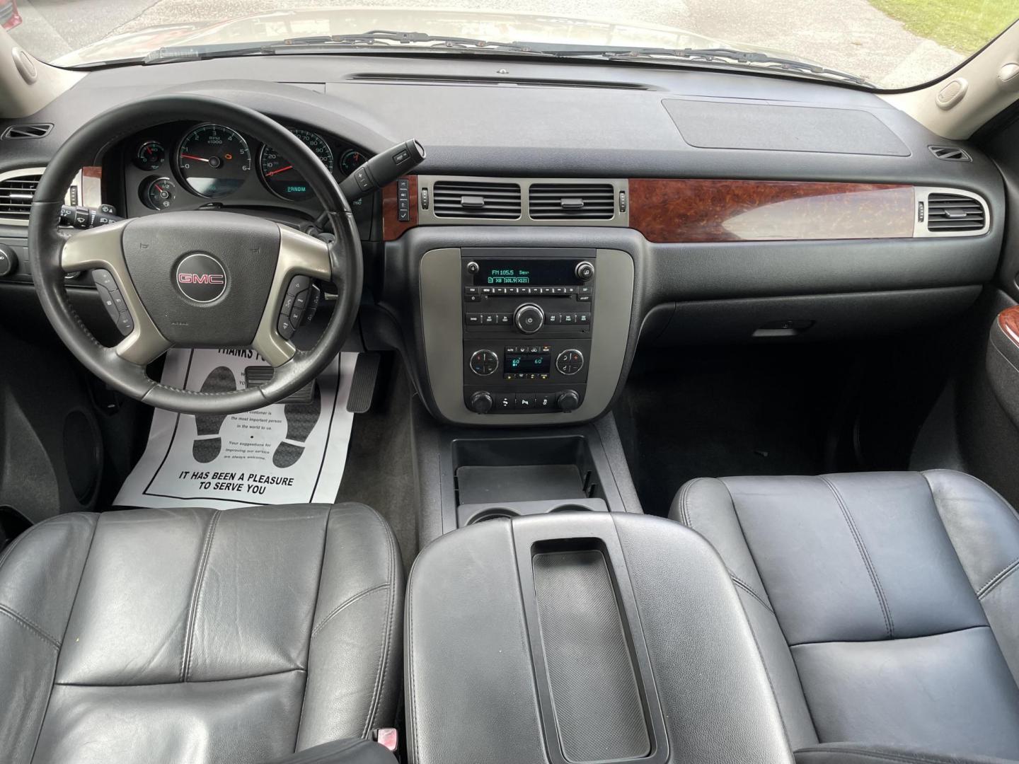 2013 GOLD GMC YUKON SLT (1GKS2CE08DR) with an 5.3L engine, Automatic transmission, located at 5103 Dorchester Rd., Charleston, SC, 29418-5607, (843) 767-1122, 36.245171, -115.228050 - Photo#16