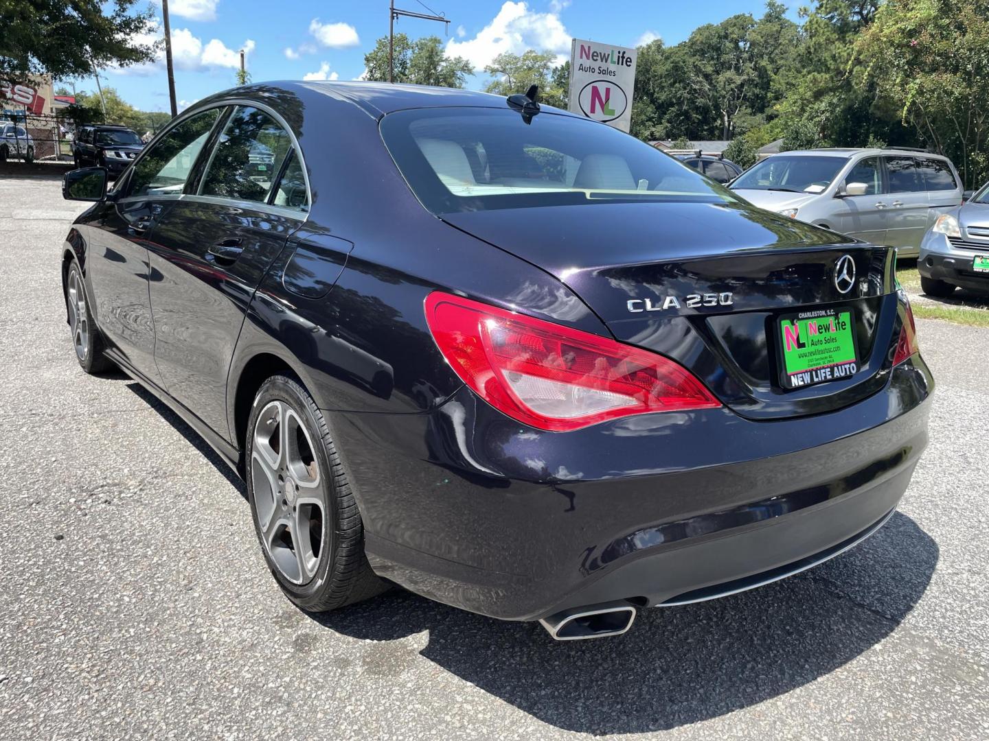 2014 MERCEDES-BENZ CLA CLA 250 (WDDSJ4EB7EN) with an 2.0L engine, Automatic transmission, located at 5103 Dorchester Rd., Charleston, SC, 29418-5607, (843) 767-1122, 36.245171, -115.228050 - Absolutely Gorgeous Inside & Out! Leather, CD/AM/FM, Hands-free Phone, Power Everything (windows, locks, seats, mirrors), Memory/Heated Seats, Keyless Entry, Alloy Wheels. Only 83k miles Located at New Life Auto Sales! 2023 WINNER for Post & Courier's Charleston's Choice Pre-owned Car Dealer AND 20 - Photo#6