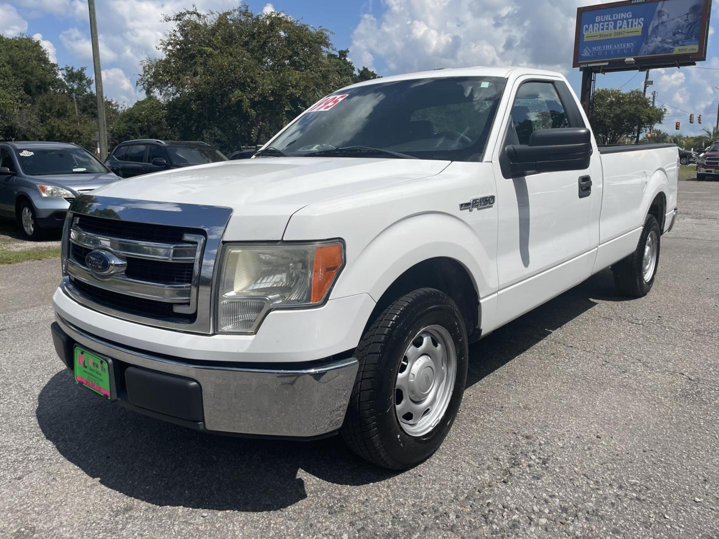 2013 WHITE FORD F-150 XL (1FTNF1CFXDK) with an 5.0L engine, Automatic transmission, located at 5103 Dorchester Rd., Charleston, SC, 29418-5607, (843) 767-1122, 36.245171, -115.228050 - Photo#2