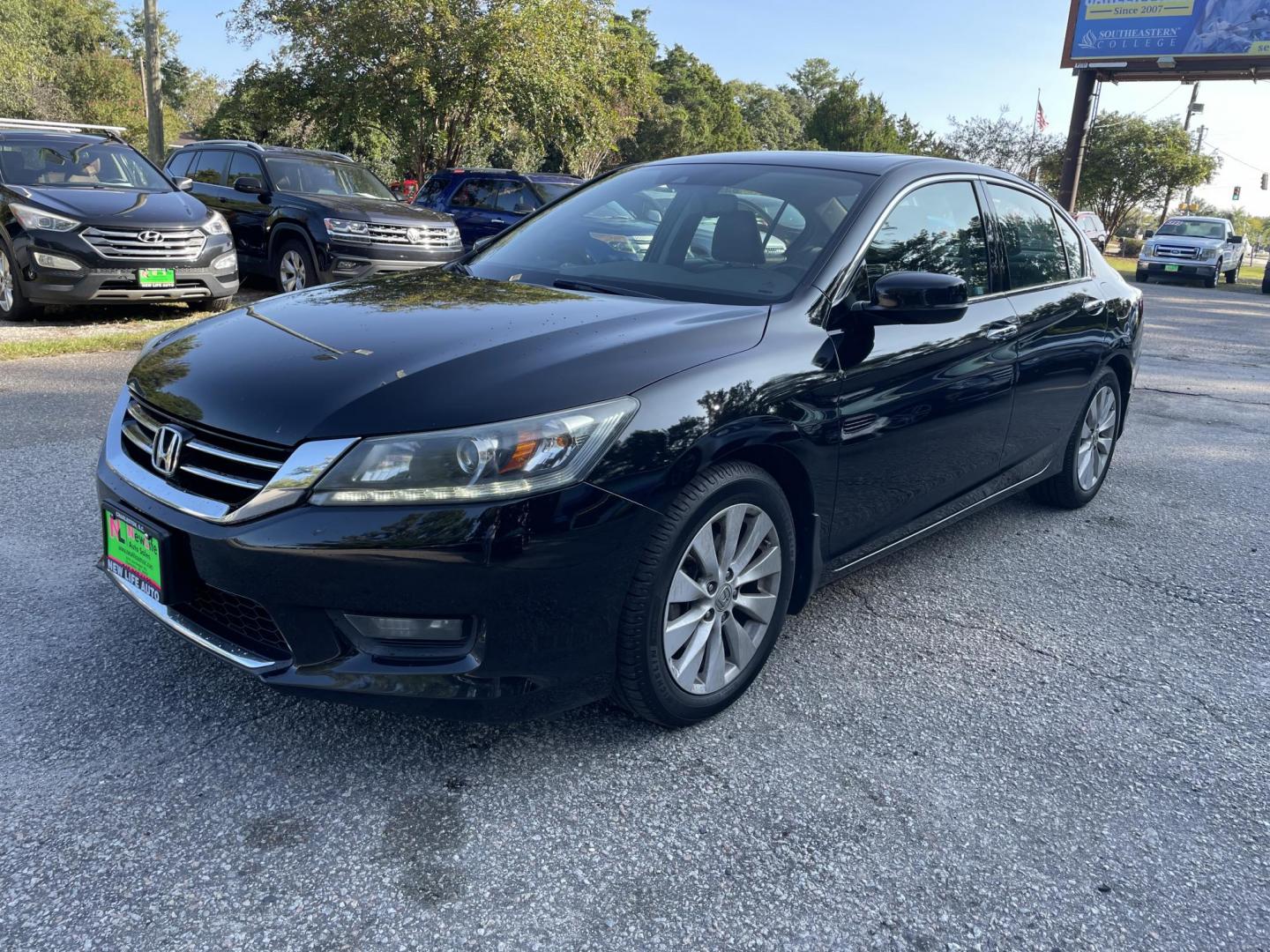 2015 BLACK HONDA ACCORD EX-L V6 (1HGCR3F80FA) with an 3.5L engine, Automatic transmission, located at 5103 Dorchester Rd., Charleston, SC, 29418-5607, (843) 767-1122, 36.245171, -115.228050 - Clean interior with Leather, Sunroof, Navigation, Backup Camera, Lane Departure Camera, CD/AUX/Sat/Bluetooth, Dual Climate Control, Power Everything (windows, locks, seats, mirrors), Memory/Heated Seats, Keyless Entry, Push Button Start, Alloy Wheels. Certified One Owner!! 147k miles Located at New - Photo#2