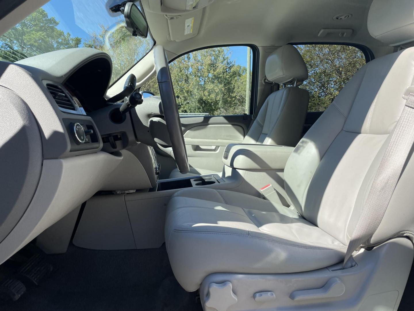 2012 SILVER CHEVROLET TAHOE LT (1GNSCBE09CR) with an 5.3L engine, Automatic transmission, located at 5103 Dorchester Rd., Charleston, SC, 29418-5607, (843) 767-1122, 36.245171, -115.228050 - Leather, CD/AUX/SAT, OnStar, Dual Climate Control, Power Everything (windows, locks, seats, mirrors), Heated Seats, Keyless Entry, Middle Bench Seat, Convenient Third Row, Running Boards, Tow Package, Alloy Wheels. 236k miles Located at New Life Auto Sales! 2023 WINNER for Post & Courier's Charlest - Photo#22