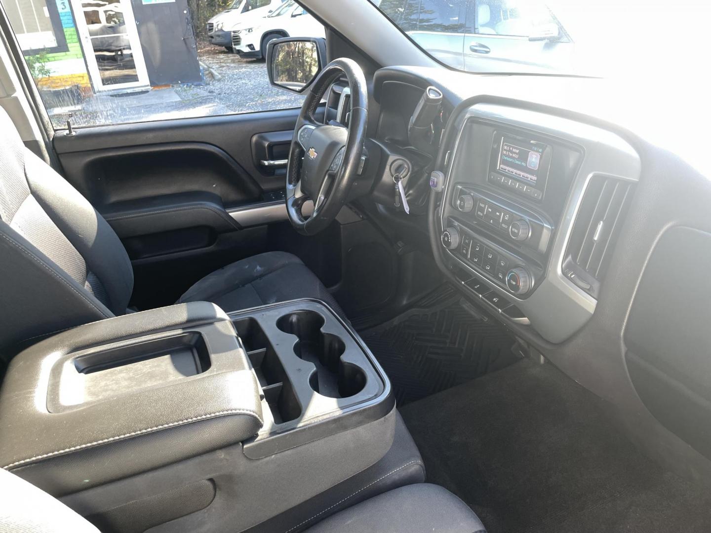 2014 WHITE CHEVROLET SILVERADO 1500 LT (3GCPCREH5EG) with an 4.3L engine, Automatic transmission, located at 5103 Dorchester Rd., Charleston, SC, 29418-5607, (843) 767-1122, 36.245171, -115.228050 - Photo#8