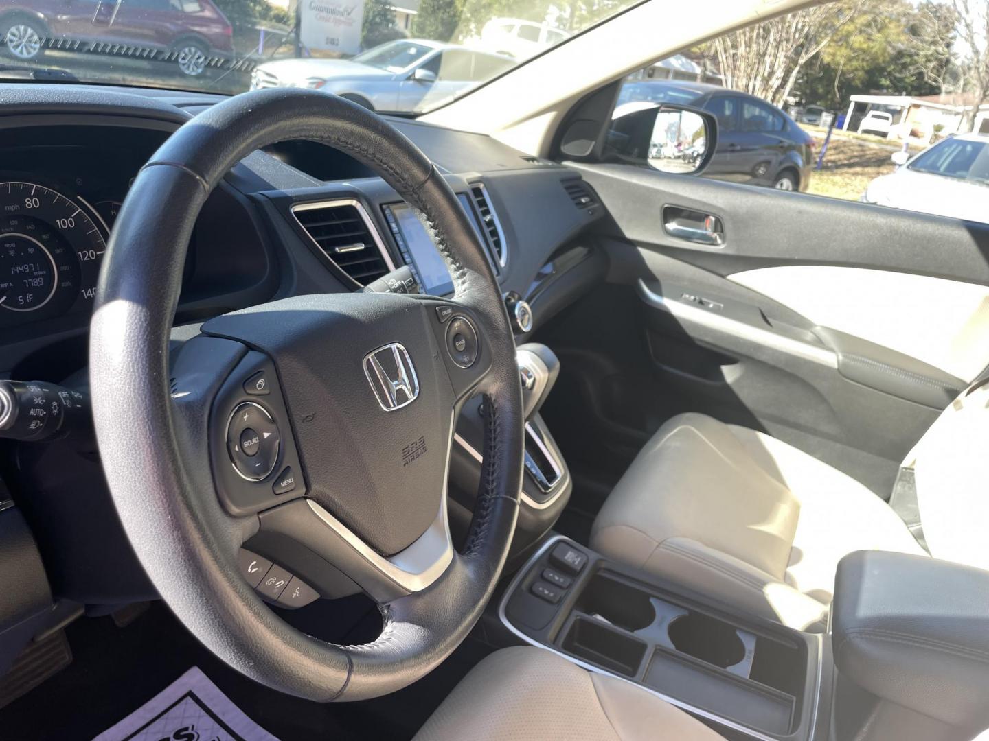 2015 BROWN HONDA CR-V EX-L (2HKRM4H70FH) with an 2.4L engine, Continuously Variable transmission, located at 5103 Dorchester Rd., Charleston, SC, 29418-5607, (843) 767-1122, 36.245171, -115.228050 - Local Trade-in with Leather, Sunroof, Navigation, Backup Camera, AUX/USB/Sat/Bluetooth, Dual Climate Control, Power Everything (windows, locks, seat, mirrors), Heated Seats, Push Button Start, Keyless Entry, Alloy Wheels. 144k miles Located at New Life Auto Sales! 2023 WINNER for Post & Courier's C - Photo#20